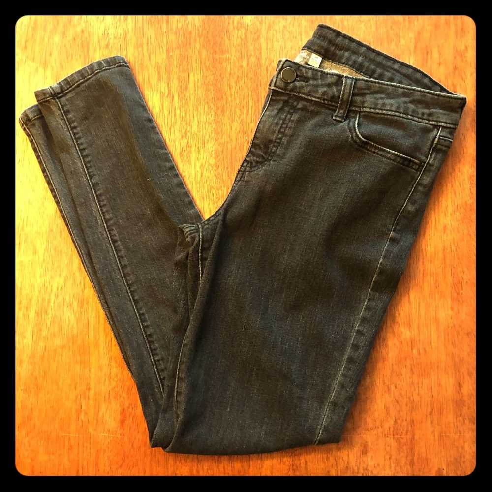 Jennifer Lopez skinny jeans size size 10.